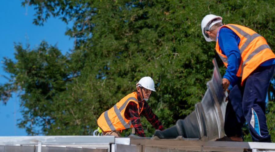 Professional residential roofers in Eyota, MN